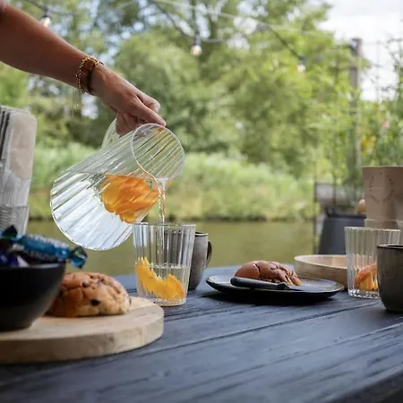 Loft 48 بيت للعطل هاسْتريشْتْ