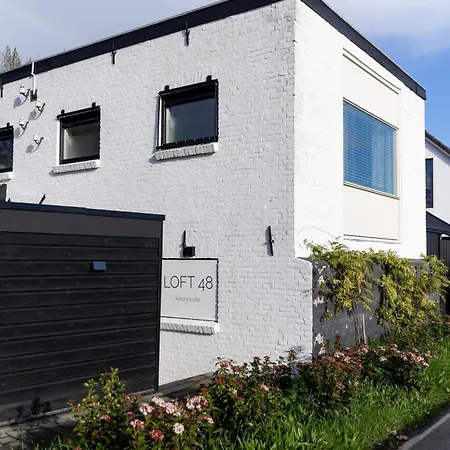 Loft 48